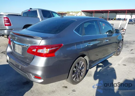 2016 Nissan Sentra Sr z USA, uszkodzony, nr VIN 3N1AB7AP9GY231873